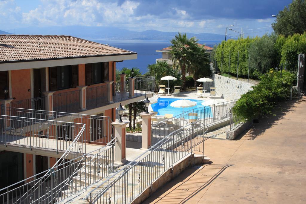 Apartament La Marinella Palmi Zewnętrze zdjęcie