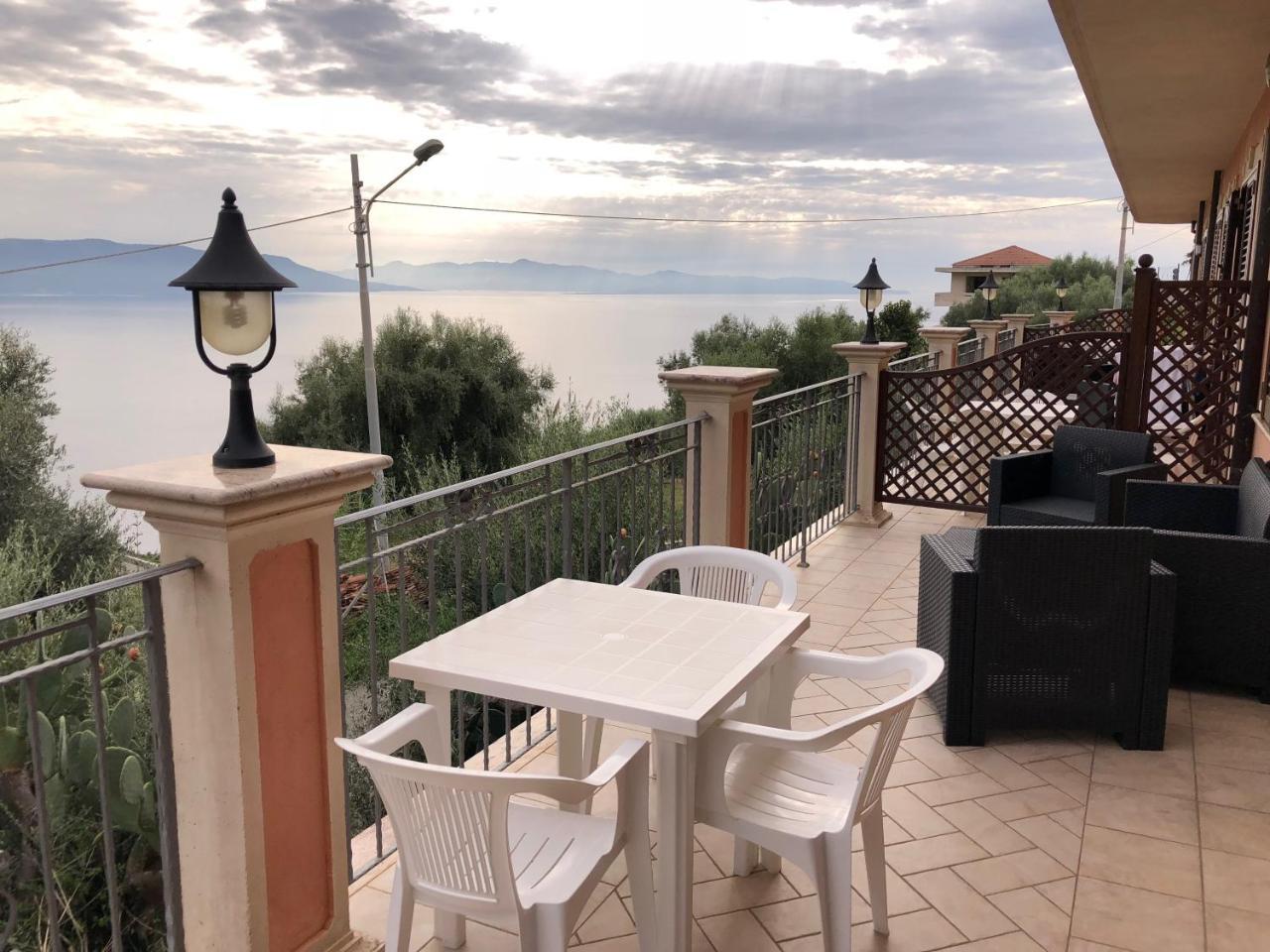 Apartament La Marinella Palmi Zewnętrze zdjęcie